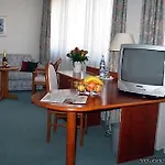 Hotel Am Duesseldorfer Platz 3*
