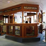 Am Duesseldorfer Platz Hotel 3*