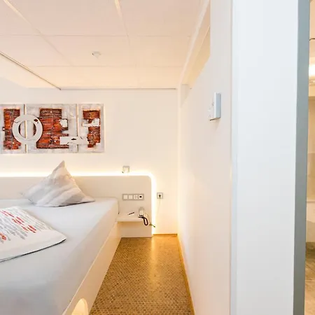 Am Duesseldorfer Platz Hotel 3*