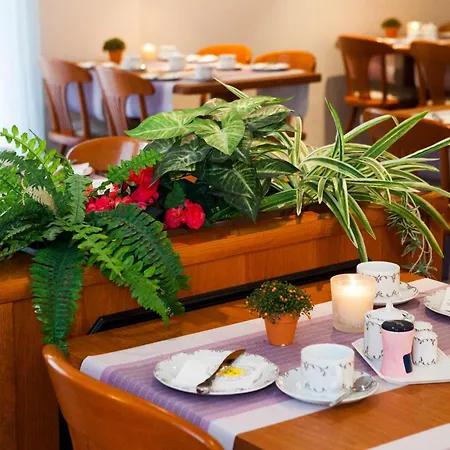 Hotel Am Duesseldorfer Platz