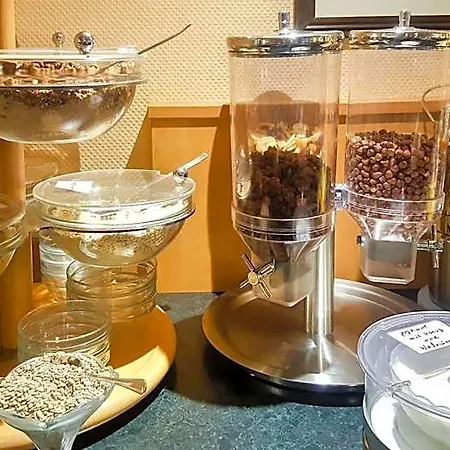 杜塞尔多夫广场酒店