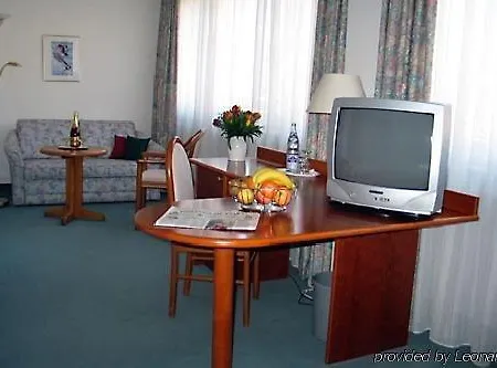 Hotel Am Duesseldorfer Platz 3*