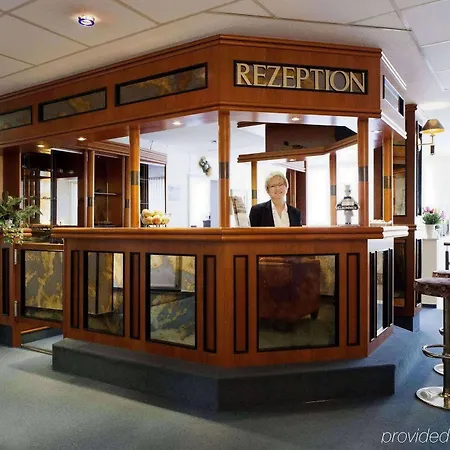 Am Düsseldorfer Platz Hotel 3*
