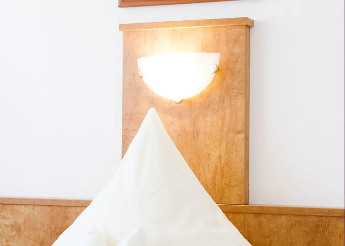 Am Duesseldorfer Platz Hotel 3*