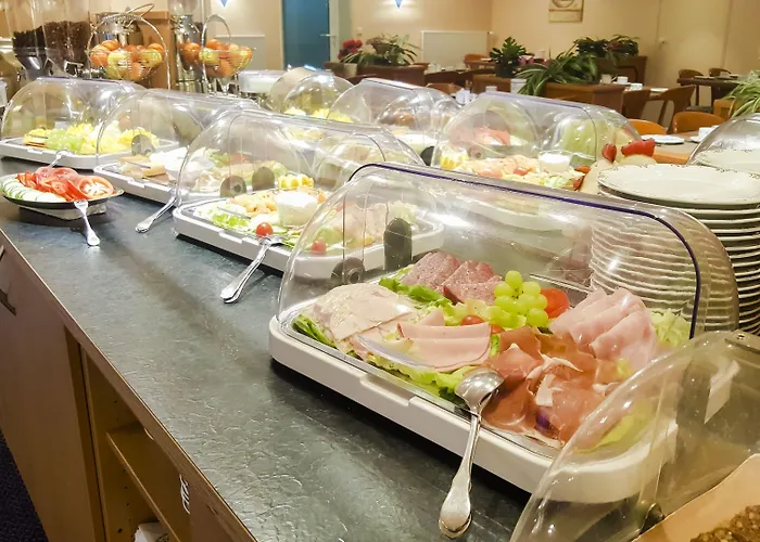 Hotel Am Duesseldorfer Platz 3*