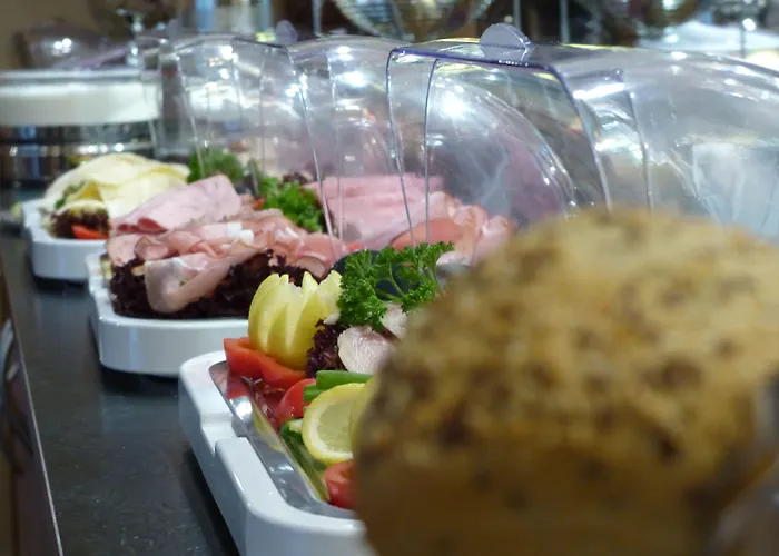 Hotel Am Duesseldorfer Platz 3*