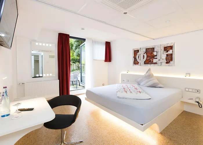 Hotel Am Duesseldorfer Platz 3*